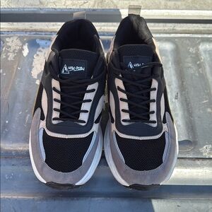 Rare skateboard shoes